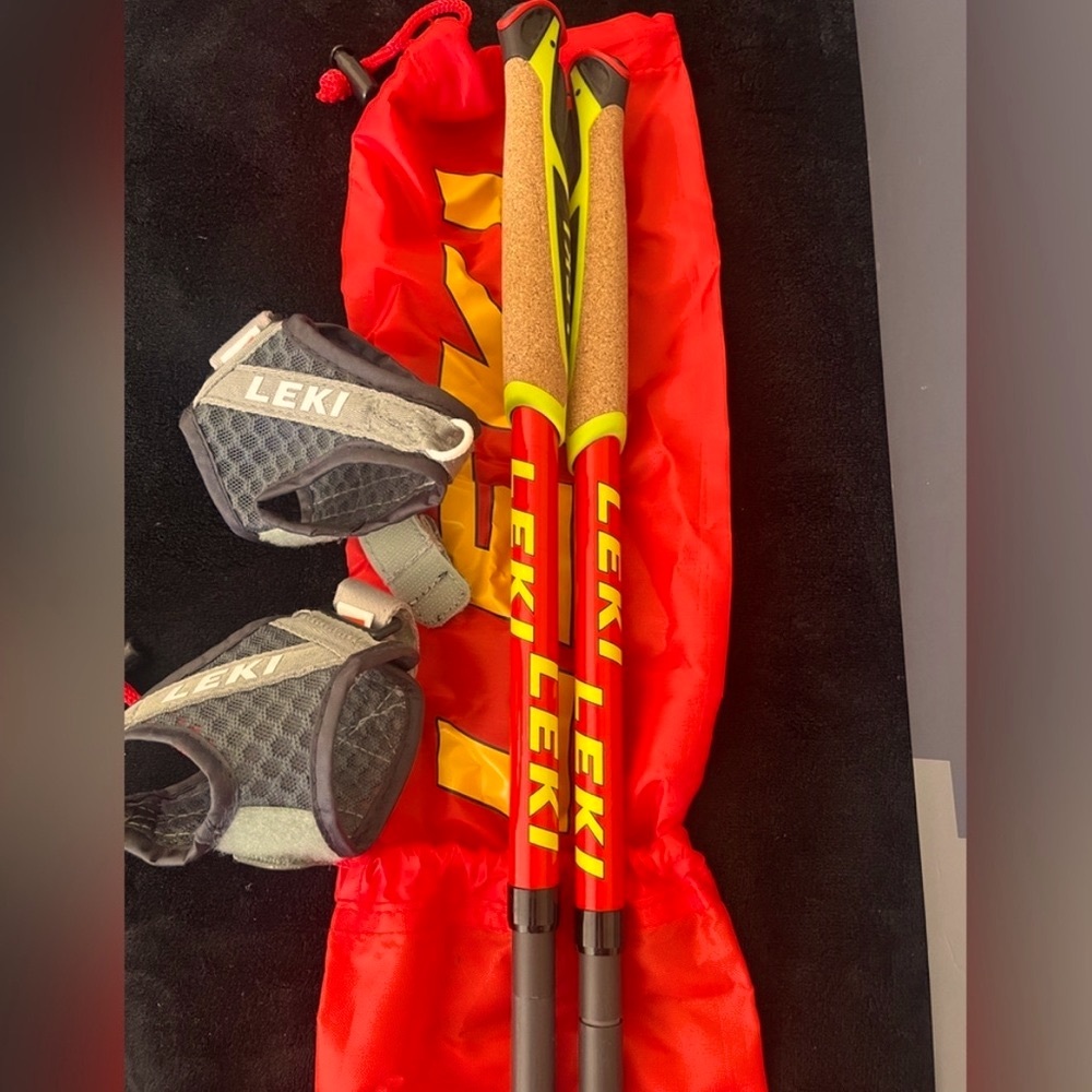 New LEKI Micro Trail Race 100% Carbon
